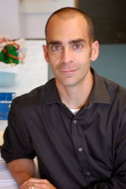 Biologist Joseph Thornton, HHMI Early Career Scientist Biologist Joseph Thornton, HHMI Early Career Scientist