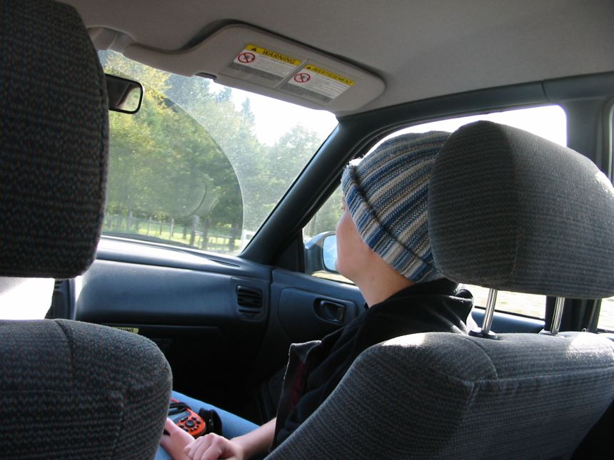 ...Pam neben ihm,...