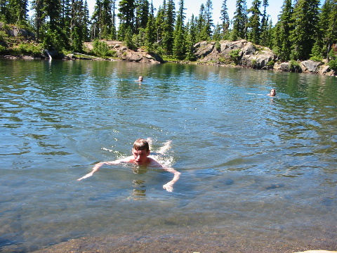 Connor, Kathrin & Holger landing...