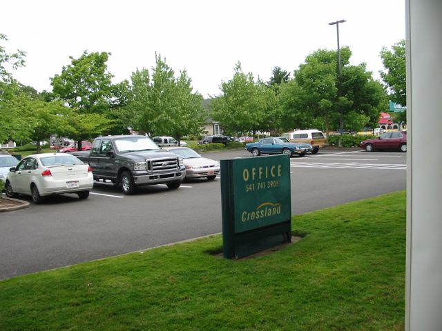 Der Parkplatz vor dem Office