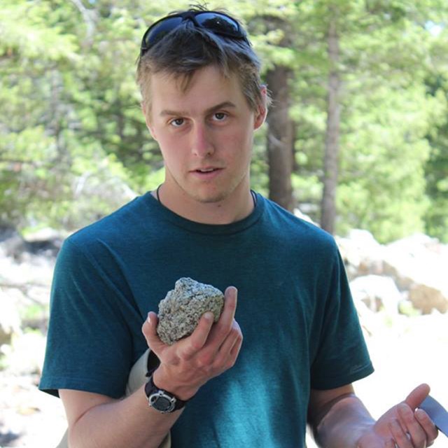 Morgan Nasholds, 2016-2017  
Undergraduate thesis 