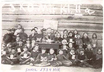 Mir School photo 1934