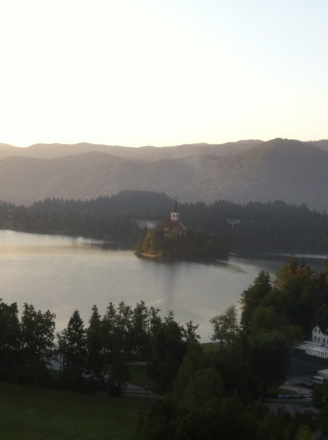 2016-08-25 00.01 Dawn on Lake Bled from hotel window