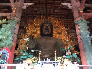 big Buddha w/ lotus Kodai-Ji.JPG